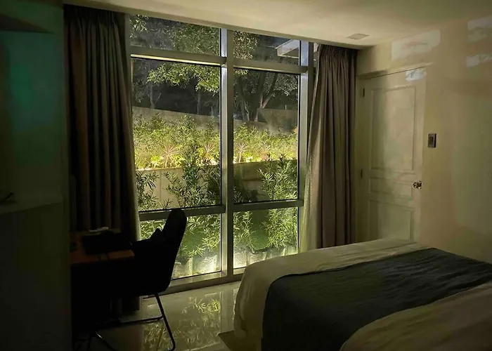 Loft 3br With Garden In Avant Bgc Parking With Fee Apartment