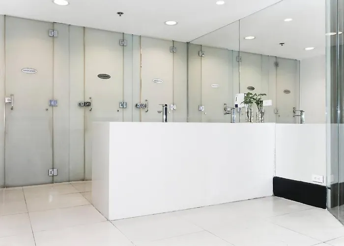 Apartment Loft 3br With Garden In Avant Bgc Parking With Fee