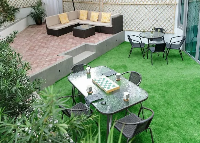 Apartment Loft 3br With Garden In Avant Bgc Parking With Fee