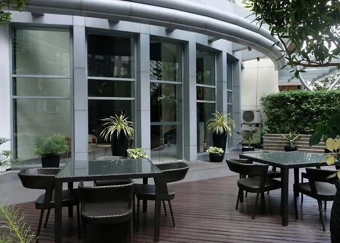 Apartment Loft 3br With Garden In Avant Bgc Parking With Fee *